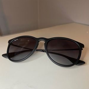 ray ban sunglasses